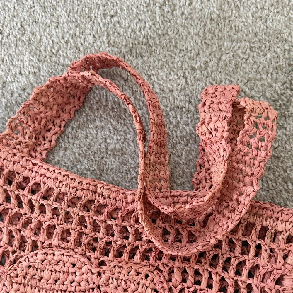 BTB‎ Los Angeles Coral Heart Market Tote Bag